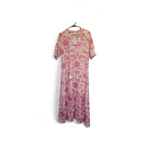 Light Weight Floral Pink Maxi Dress with V-Neck and Short Sleeves